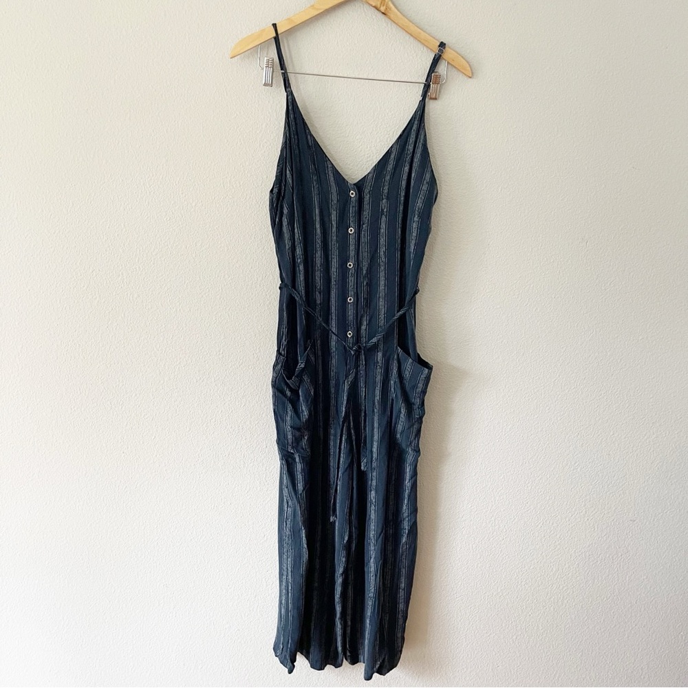 Eco Vibe Navy Blue Striped Rayon Jumpsuit Size L